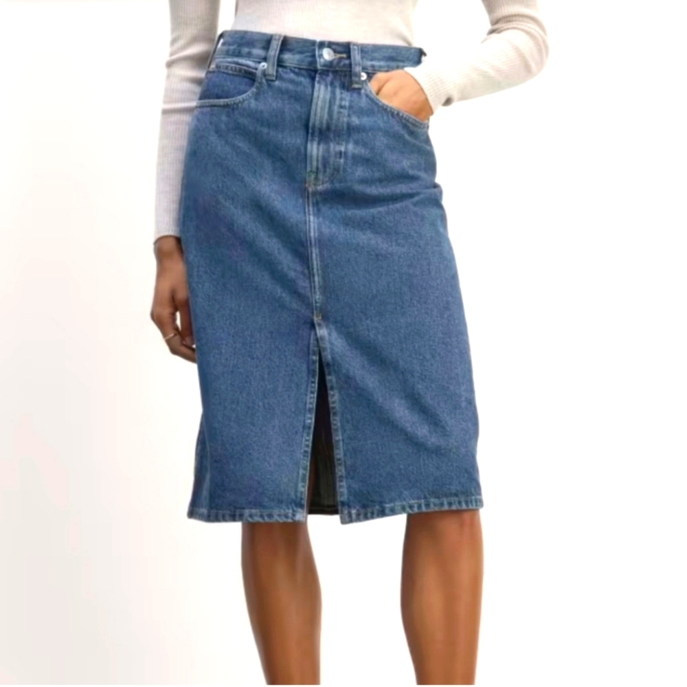 🆕 EVERLANE The Mid Way Denim Skirt